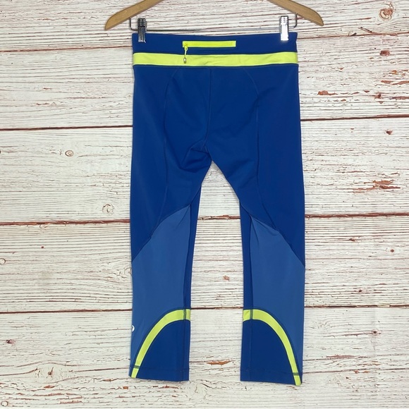 Lululemon Run Inspire Crop II in Limitless Blue/Clarity Yellow Sz 6 - Picture 12 of 14